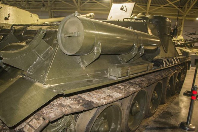 [Vietsub] Tìm hiểu về SU-100 - pháo tự hành chống tăng tốt nhất Thế chiến II mà đến giờ Việt Nam, Triều Tiên vẫn dùng - Ảnh 8.
