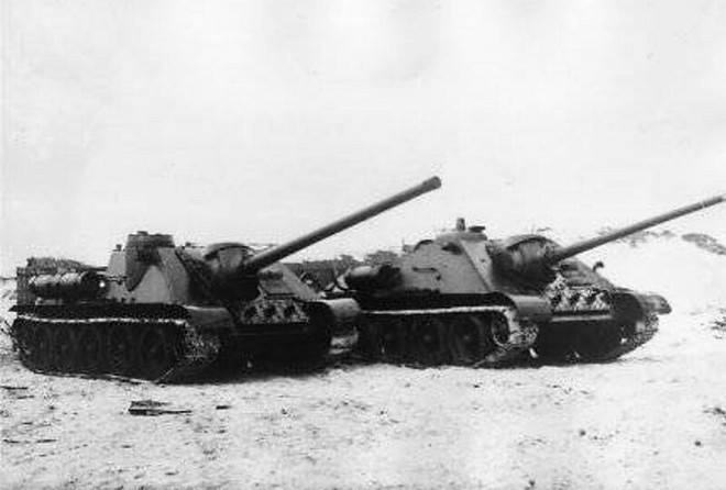 [Vietsub] Tìm hiểu về SU-100 - pháo tự hành chống tăng tốt nhất Thế chiến II mà đến giờ Việt Nam, Triều Tiên vẫn dùng - Ảnh 4.