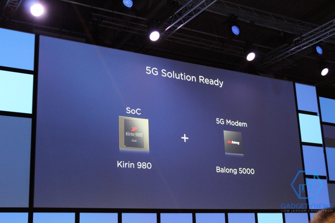 Cùng là smartphone màn hình gập, nhưng Samsung khác hoàn toàn Huawei - Ảnh 6.