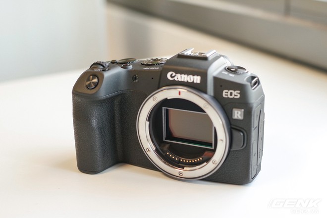 Canon chính thức ra mắt EOS RP: cảm biến full-frame, kích thước nhỏ gọn, giá 38 triệu đồng - Ảnh 9.