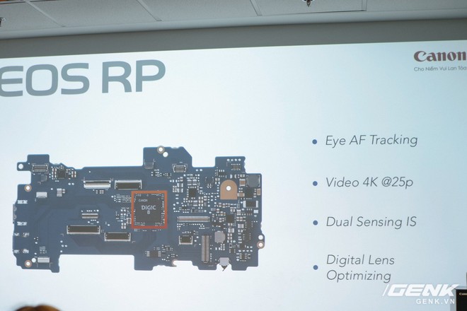 Canon chính thức ra mắt EOS RP: cảm biến full-frame, kích thước nhỏ gọn, giá 38 triệu đồng - Ảnh 11.