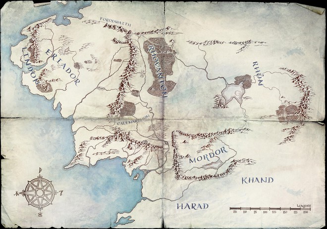 Chuẩn bị cho series Lord of the Rings, Amazon tung bản đồ Middle-Earth khiến fan sốt xình xịch - Ảnh 1.
