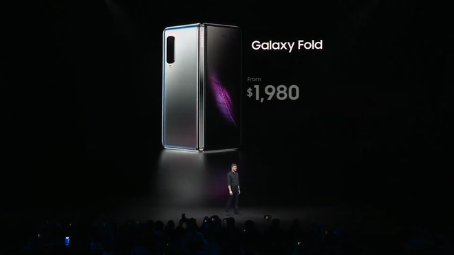 Smartphone màn hình gập Samsung Galaxy Fold chính thức ra mắt: Giá 1980 USD, màn hình 4.6 inch gập mở thành 7.3 inch, RAM 12GB, 6 camera, bộ nhớ trong 512GB UFS 3.0 - Ảnh 12.