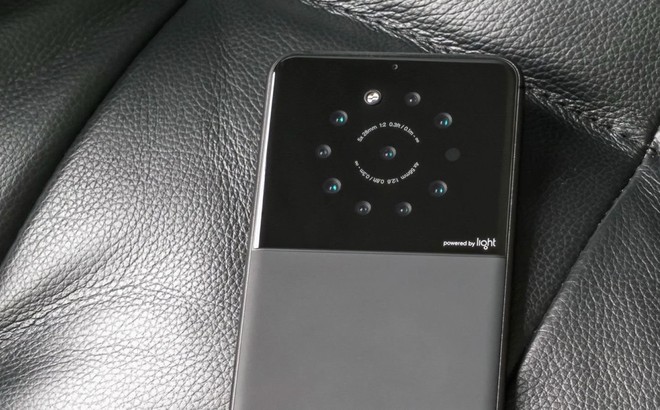 Light thông báo sẽ hợp tác với Sony để tạo ra các smartphone nhiều camera chất lượng cao - Ảnh 1.