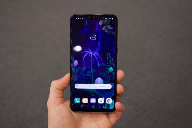 [MWC 2019] LG ra mắt V50 ThinQ: Smartphone 5G, chip Snapdragon 855, có khả năng gắn thêm một màn hình phụ thứ 2 - Ảnh 1.
