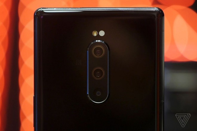 [MWC 2019] Sony ra mắt Xperia 1: Smartphone đầu tiên có màn hình OLED 4K, tỷ lệ 21:9, chip Snapdragon 855, 3 camera sau 12MP - Ảnh 4.