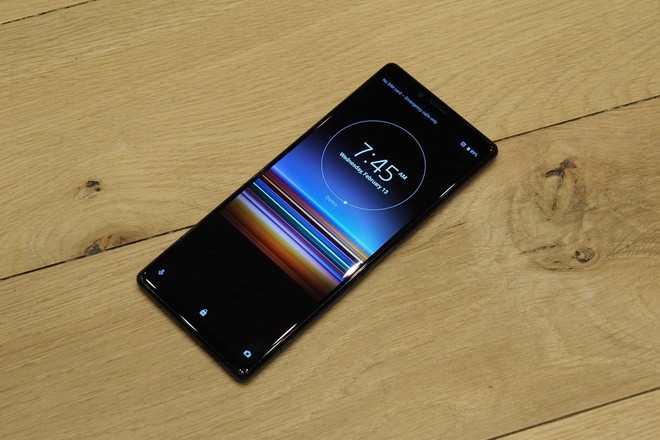 Cận cảnh và đánh giá nhanh Sony Xperia 1: Chiếc smartphone đẳng cấp dành cho các fan của Sony - Ảnh 2.