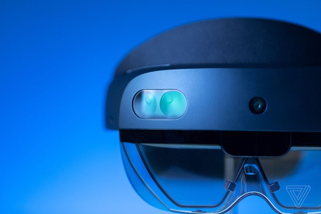 Microsoft chính thức giới thiệu HoloLens 2: giá giảm còn 3.500 USD, giao diện hoàn toàn mới, nhiều nâng cấp phần cứng - Ảnh 1.