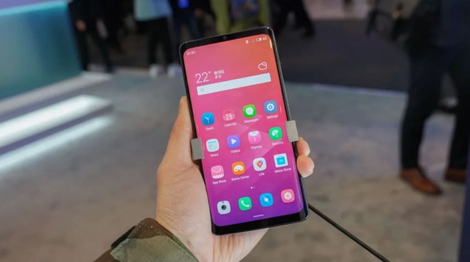 [MWC 2019] Chả ai thèm để ý tới chiếc smartphone không lỗ được Meizu đem ra trưng bày - Ảnh 1.