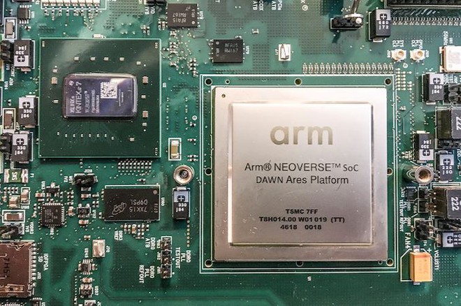 Cha đẻ Linux: Các bộ xử lý ARM không có cửa khi tiến vào thị trường máy chủ - Ảnh 1.