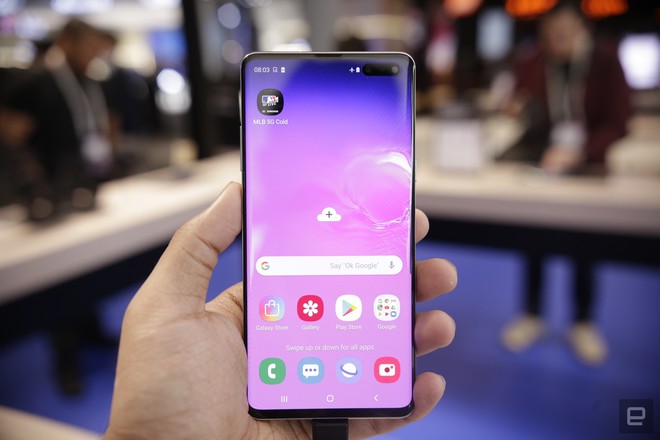 [MWC 2019] Trên tay Samsung Galaxy S10 5G: Màn hình lớn tới 6.7 inch, camera 3D thời gian thực - Ảnh 2.