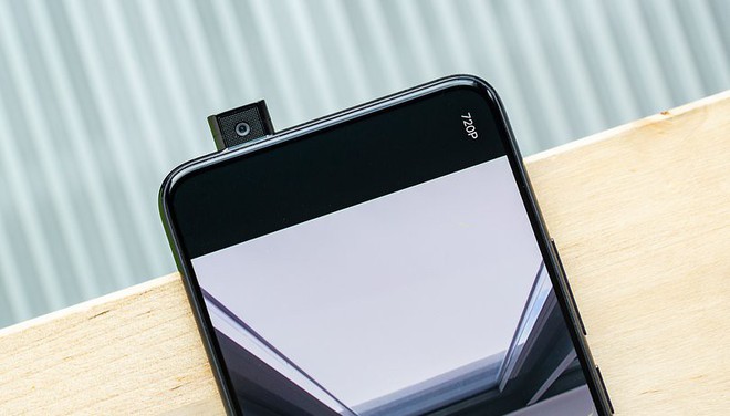 Galaxy A90 có cụm máy ảnh thò thụt xoay ngược cực độc đáo, biến camera chính thành camera selfie - Ảnh 2.