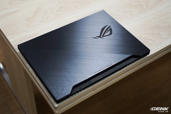 Cận cảnh laptop Asus ROG Strix SCAR II GL504: giá 48 triệu cho Core i7, RTX 2060 - Ảnh 4.