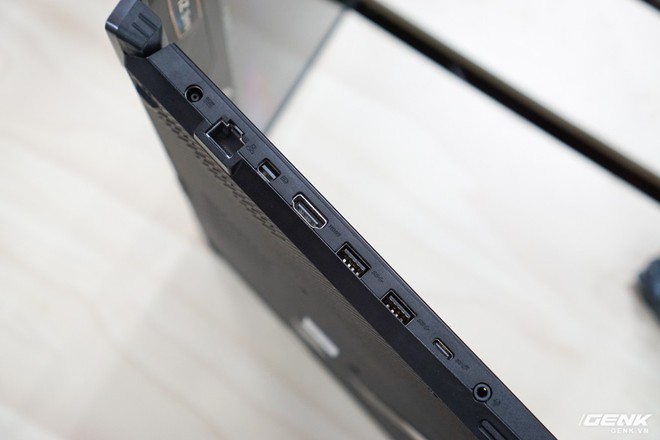 Cận cảnh laptop Asus ROG Strix SCAR II GL504: giá 48 triệu cho Core i7, RTX 2060 - Ảnh 17.