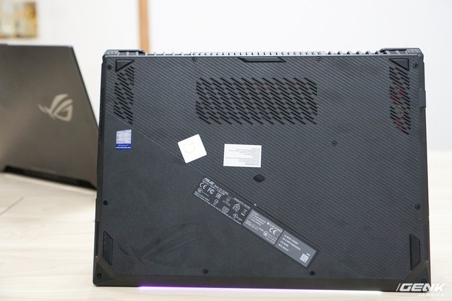 Cận cảnh laptop Asus ROG Strix SCAR II GL504: giá 48 triệu cho Core i7, RTX 2060 - Ảnh 6.