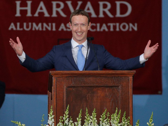 Facebook tròn 15 tuổi vào hôm nay, hãy cùng nhìn lại hành trình từ phòng ký túc xá Harvard cho đến rắc rối hiện tại của mạng xã hội này - Ảnh 24.