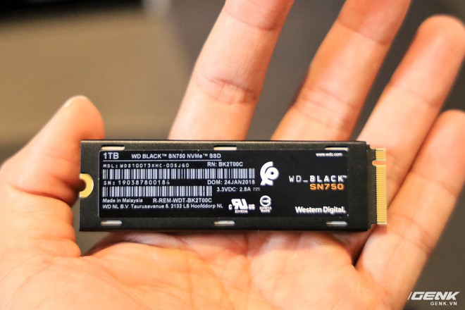 Western Digital ra mắt ổ cứng WD BLACK SN750 NVME SSD: hiệu năng cực cao, có tản nhiệt riêng, giá từ 1,95 triệu đồng - Ảnh 2.