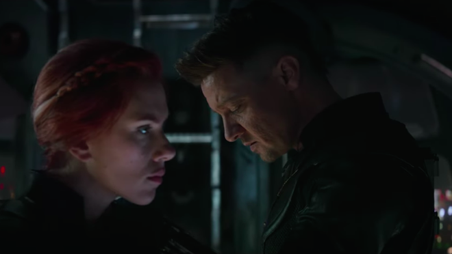 Không phải Iron Man, kiểu tóc lạ của Hawkeye trong trailer Endgame mới là điều khiến fan Marvel chú ý - Ảnh 4.