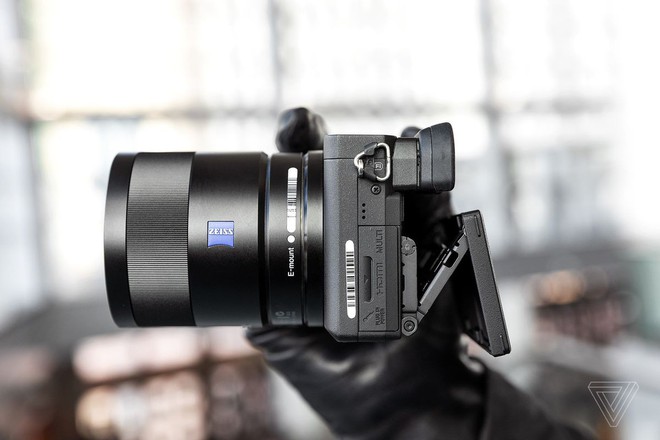 Chiếc máy ảnh mirrorless mới nhất của Sony cho thấy những hạn chế của một nền tảng đang già cỗi - Ảnh 14.