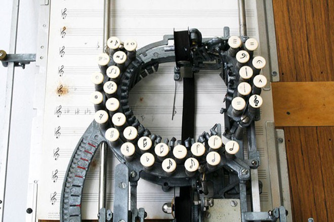 Có thể bạn chưa biết: Đây là máy đánh nốt nhạc từ những năm 1950s - Ảnh 4.