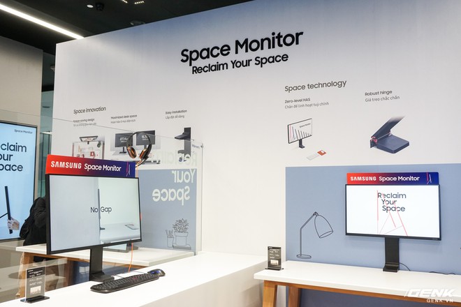 Màn hình siêu tối giản Samsung Space ra mắt: thiết kế tiết kiệm diện tích mặt bàn tới 40%, giá từ 14,99 triệu đồng - Ảnh 1.