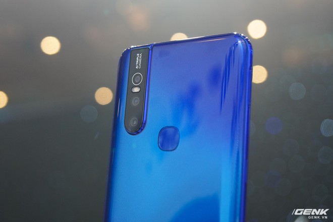  Vivo V15 ra mắt tại Việt Nam: màn hình tràn viền, camera selfie thò thụt, 3 camera sau, giá 8 triệu - Ảnh 6.