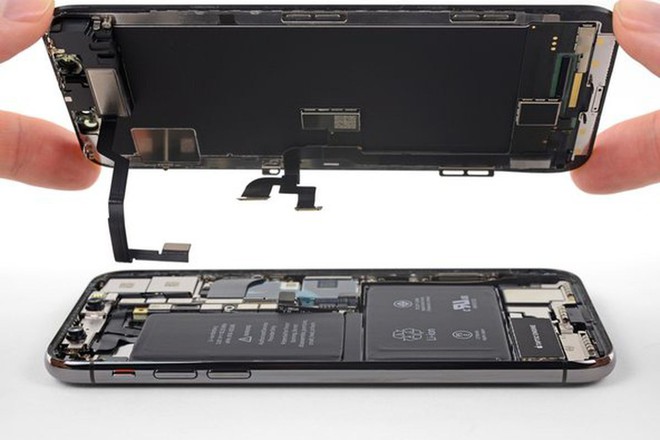 Apple sẽ chấp nhận sửa chữa những chiếc iPhone sử dụng pin của hãng thứ 3 - Ảnh 1.