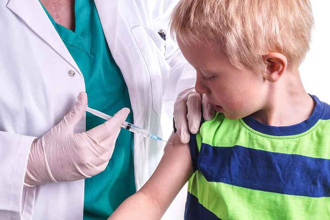 Không được tiêm vắc-xin, cậu bé 6 tuổi mắc uốn ván nằm viện hết 19 tỷ - Ảnh 1.
