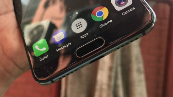 Huawei: Cằm smartphone có thể mỏng hơn nhưng chúng tôi sẽ không làm thế, dễ chạm nhầm lắm - Ảnh 3.