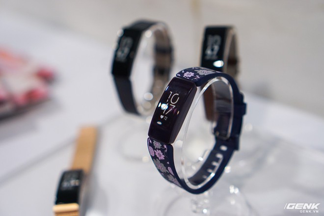 Fitbit ra mắt đồng hồ Versa Lite tại Việt Nam: cắt bớt Wi-Fi, không còn bộ nhớ trong chứa nhạc, 1 phím cứng, giá rẻ hơn bản gốc 1,2 triệu đồng - Ảnh 6.
