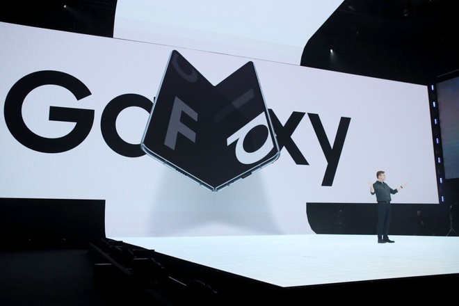 Galaxy Fold gặp rắc rối lớn nhưng: “Samsung không giống với Apple, họ không cần phải làm đúng ngay từ lần đầu tiên - Ảnh 3.