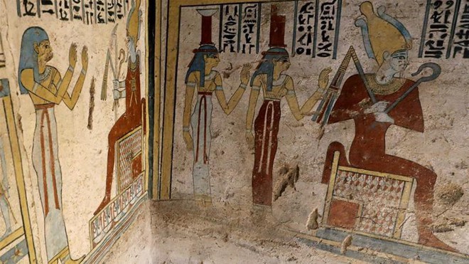 Khai quật 2 lăng mộ Ai Cập kỳ lạ nhất lịch sử: sau 4000 năm mà nước sơn vẫn còn như mới - Ảnh 1.