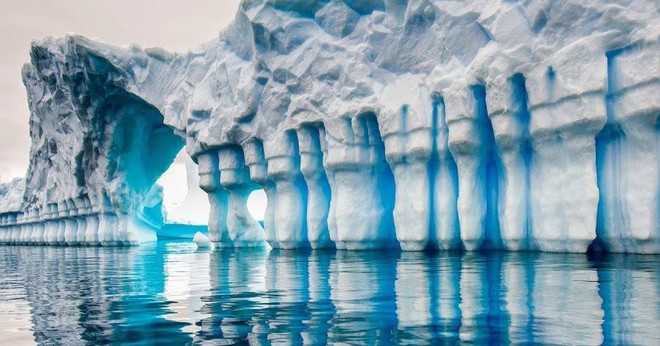 Cực độc tảng băng ngọc lục bảo tuyệt mỹ ở Nam Cực: Phải may mắn lắm mới có thể bắt gặp khoảnh khắc này! - Ảnh 5.