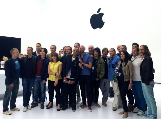 Một loạt thành viên kỳ cựu trong nhóm thiết kế của Jony Ive tại Apple rời đi - Ảnh 1.