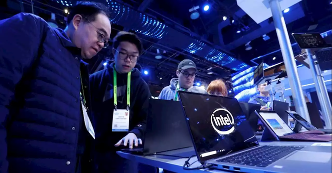 CEO dự báo tương lai u ám, cổ phiếu Intel sụt giảm mạnh 6% - Ảnh 1.