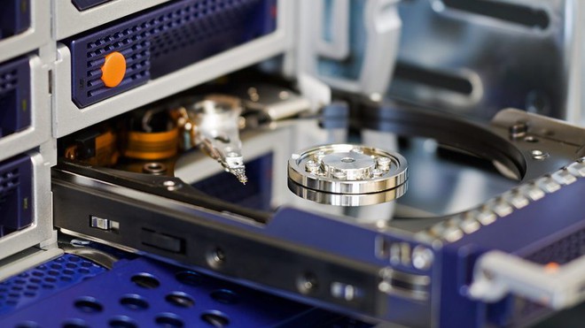 Nhờ hiệu ứng lượng tử, các nhà khoa học tìm được cách tạo nên siêu ổ cứng mới - Ảnh 2.