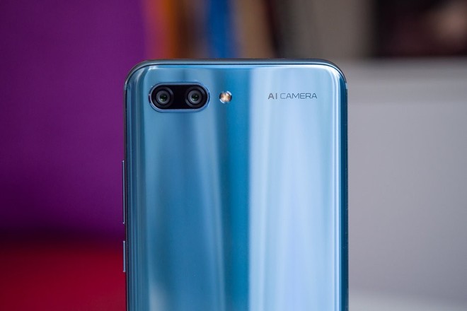 Huawei muốn thương hiệu con Honor đánh bại Xiaomi - Ảnh 1.