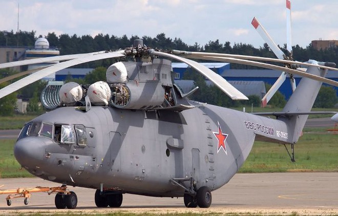 Khám phá trực thăng khổng lồ Mi-26 của Nga: Đã từng chở hóa thạch voi ma mút và máy bay chở khách cỡ nhỏ - Ảnh 1.