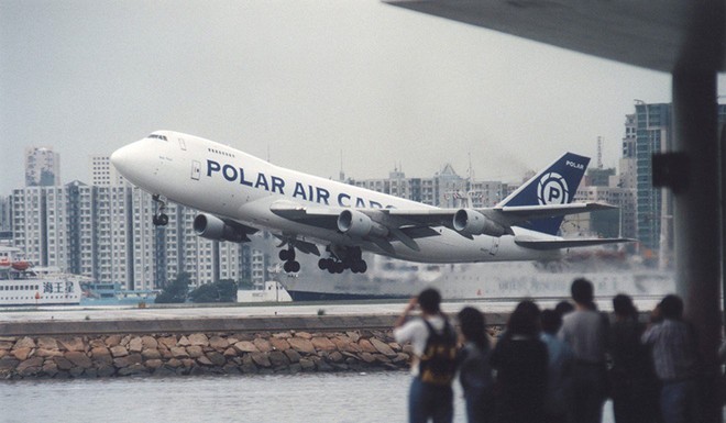 Kai Tak - Sân bay khó hạ cánh nhất thế giới, gắn liền với thời kỳ hoàng kim của Hồng Kông - Ảnh 10.