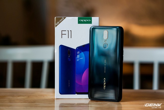 Mở hộp OPPO F11: Rẻ hơn, bỏ camera thò thụt nhưng vẫn “xịn” chẳng kém gì đàn anh F11 Pro - Ảnh 1.