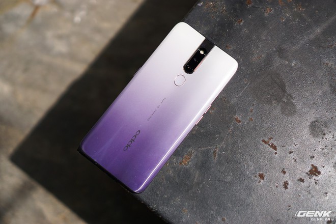 Cận cảnh Oppo F11 Pro Xám Tinh Vân: màu mới, gấp đôi bộ nhớ trong, giá vẫn 8,49 triệu đồng - Ảnh 2.