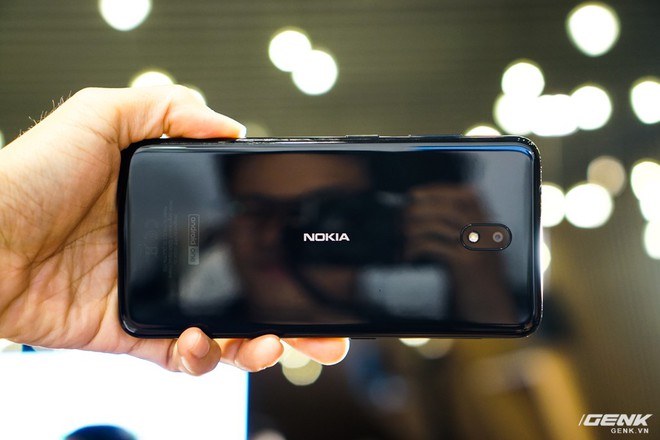 Nokia 3.2 chính thức ra mắt: Màn hình lớn 6,26 inch, có phím vật lý gọi Google Assistant, hai phiên bản dung lượng, giá từ 2,99 triệu đồng - Ảnh 6.