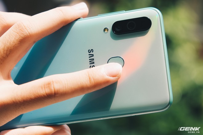 Trên tay Samsung Galaxy A60: Chiếc Galaxy A ngon-bổ-rẻ nhất mà Samsung không bán tại Việt Nam - Ảnh 8.