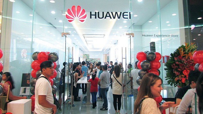 Giữa lúc Huawei gặp khó khăn, LG đăng tweet khoe tình bạn thắm thiết với Google - Ảnh 1.