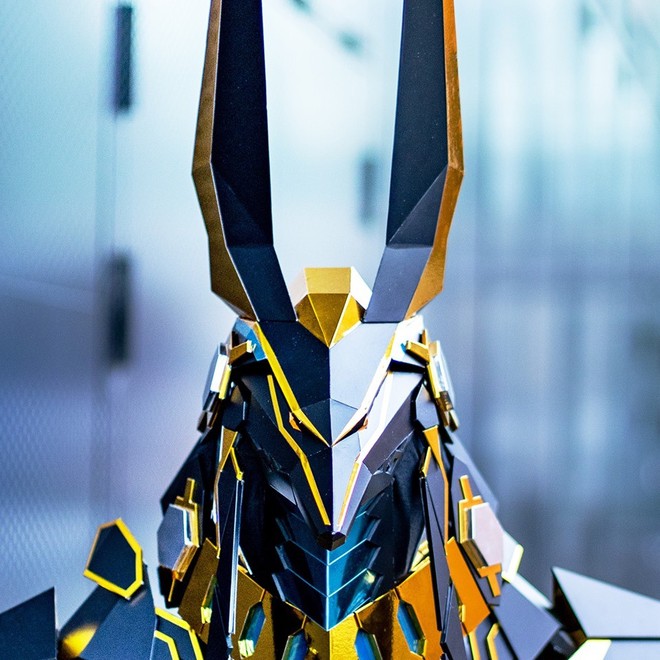 Với 1000 giờ làm việc, nữ designer tạo ra bộ giáp Anubis siêu đỉnh nhìn vào cứ ngỡ CGI - Ảnh 8.
