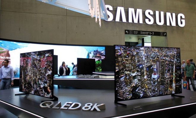 Dòng TV QLED của Samsung bán chạy hơn cả TV OLED của 5 hãng sản xuất TV OLED hàng đầu gộp lại - Ảnh 1.