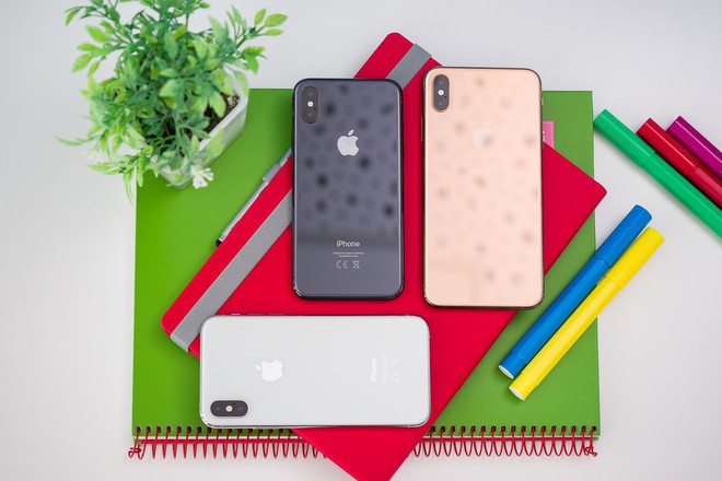 Không riêng gì Trung Quốc, tài liệu của Apple cho thấy doanh số iPhone đang sụt giảm trên toàn cầu - Ảnh 2.