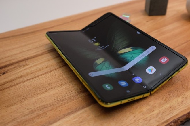 Samsung vẫn chưa thể biết chính xác bao giờ Galaxy Fold mới chính thức được lên kệ - Ảnh 1.