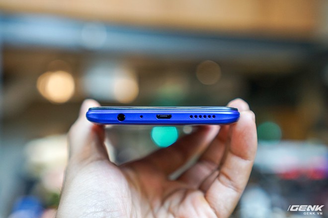 Ảnh thực tế Realme 3 Pro: Đối thủ của Xiaomi Redmi Note 7 Pro sắp bán ra tại Việt Nam, giá hơn 6 triệu đồng - Ảnh 15.