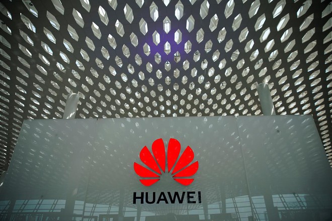Huawei thừa nhận lệnh cấm của Mỹ gây ra hậu quả tệ hại hơn so với dự tính, có thể thổi bay 60 tỷ USD doanh thu trong 2 năm - Ảnh 1.